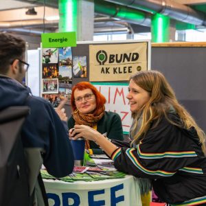 Beim Berliner Klimatag des Bund für Umwelt und Naturschutz Deutschland (BUND) stellten mehr als 50 Organisationen und Initiativen vor, wie mensch sich in Berlin engagieren kann.